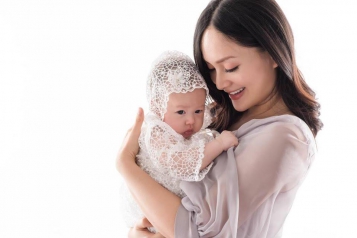 Vừa đóng phim vừa vắt 15 lít sữa, DV Lan Phương khiến cả đoàn phim đau đầu vì sợ uống nhầm sữa của cô 