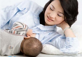 Sự thật về sữa mẹ NÓNG và sữa mẹ MÁT